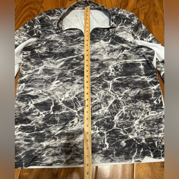 Huk Elements Icon 1/4 Zip Shirt - Picture 2 of 6
